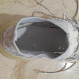 Zapatillas Hombre Adidas Yeezy talla 42..NO ENVÍO