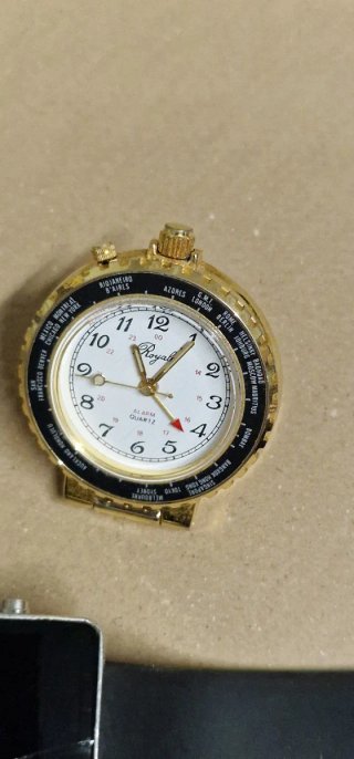 Lotto di 13 orologi