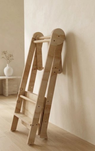 Torre pieghevole per bambini regolabile per aiutare Montessori