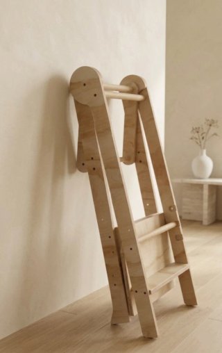 Torre pieghevole per bambini regolabile per aiutare Montessori