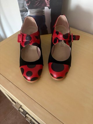 Zapatos Flamenco Begoña Cervera Rojo/Negro