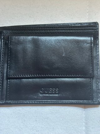 Billetera Guess Negra