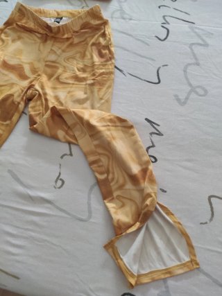 Conjunto Shein top y pantalón estampado