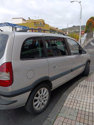 Opel Zafira 2003