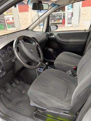 Opel Zafira 2003