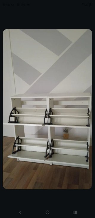 Zapatero blanco