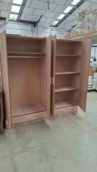 Armario 4 puertas 2 cajones nuevo