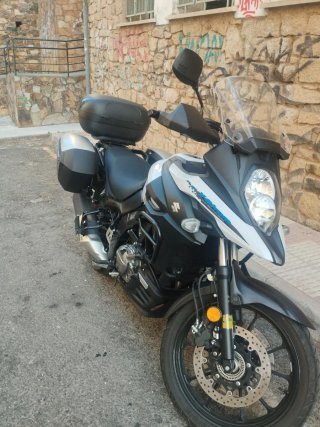 Suzuki V-Strom 650 DL con maletas 11/2020 13.000km