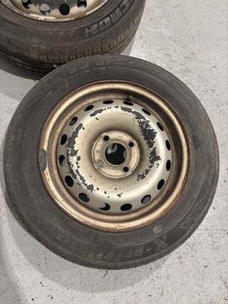 Llanta y neumático Renault Kangoo 1