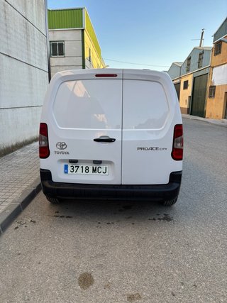 Toyota Proace City 2022