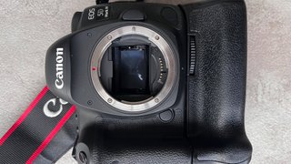 Canon EOS 5D Mark IV