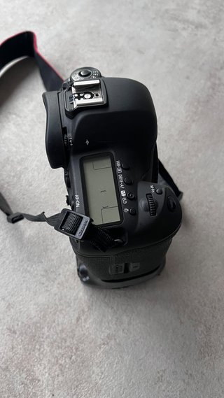 Canon EOS 5D Mark IV