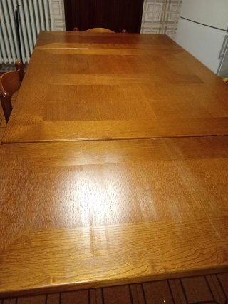 Tavolo allungabile in legno massiccio