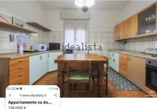 Tavolo allungabile in legno massiccio