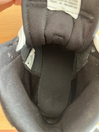 Zapatillas Nike Negras y Naranjas