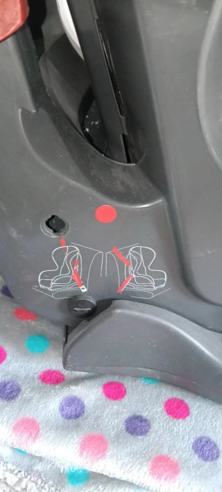 Silla de coche para bebé Mitsubishi
