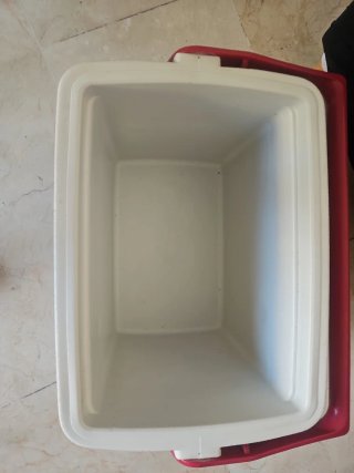 Nevera Coleman Blanca y Roja