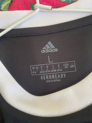 Camiseta Adidas negra talla L