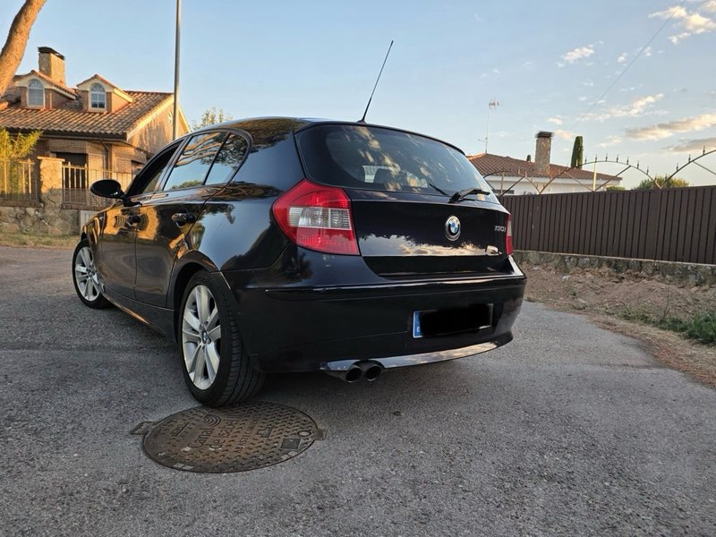 BMW Serie 1 130 i 2007, foto 8