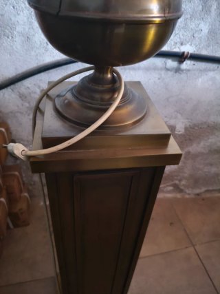 Lámpara antigua 5 tulipas dorada