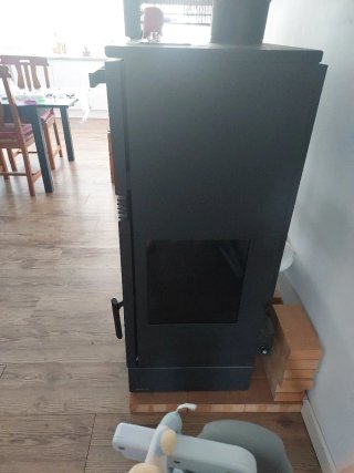 Estufa de leña con horno