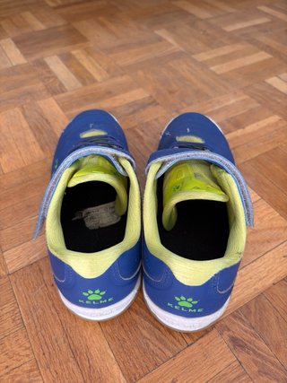 Deportivas niño fútbol sala Kelme Talla 34