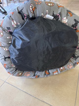 Cama redonda para mascotas con estampado