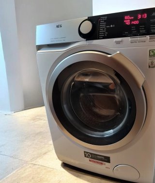 Lavadora AEG Lavamat L8FEE842