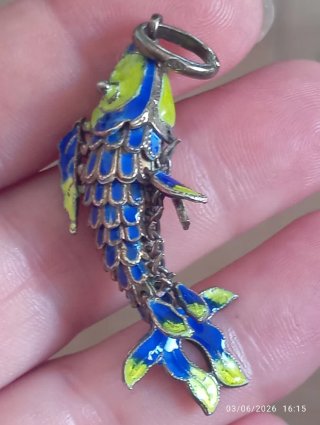 Ciondolo vintage carpa Koi snodabile in argento