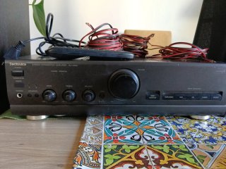 Altavoces y amplificador Technics