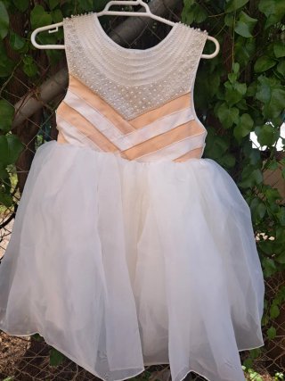 Vestido fiesta niña perlas y tul