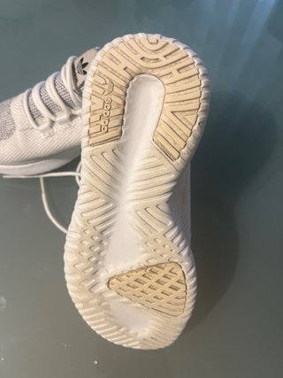 Zapatillas Adidas Tubular Blancas y Grises