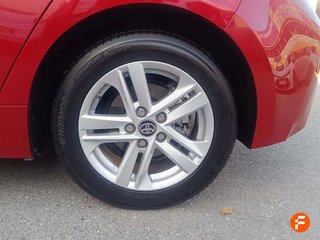 Toyota Corolla 1.8 125H ACTIVE TECH E-CVT