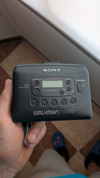 Walkman Sony WM-FX413 FM/AM Negro