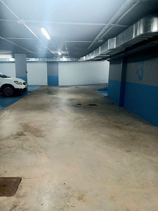 Garaje en alquiler en Juan Flórez - San Pablo en Coruña (A)