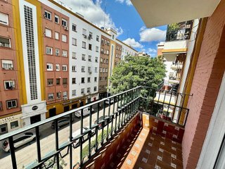 Piso en alquiler en La Buhaira en Sevilla