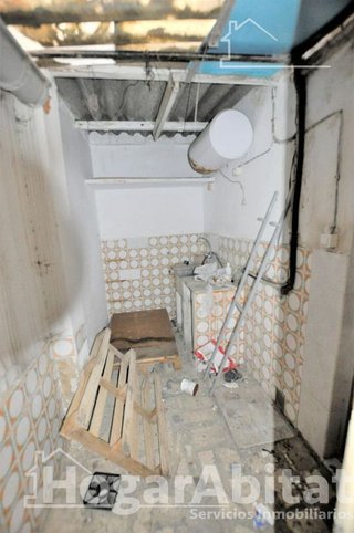 Local comercial en venta en Nou Moles en Valencia