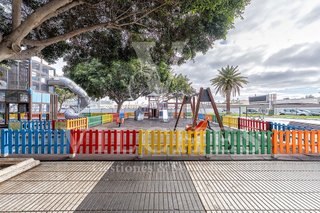 Piso en venta en Santa Catalina - Canteras en Palmas de Gran Canaria(Las)