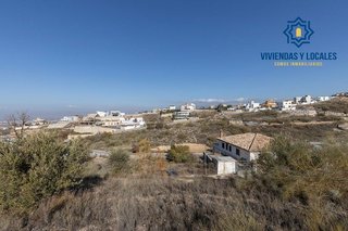 Terreno en venta en Zubia (La)
