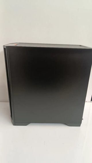 PC PcCom AMD Rayzen 5 7600X  -  W23S0382