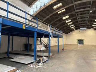Nave industrial en alquiler en Almeda - El Corte Inglés en Cornellà de Llobregat