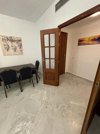Piso en alquiler en Cruz Roja en Sevilla