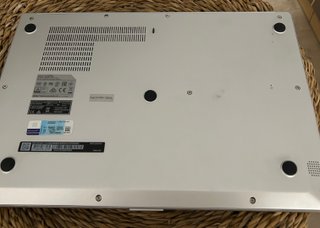 Portátil MSI Modern 14 A10M