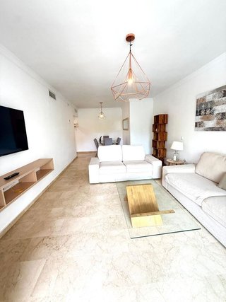 Piso en alquiler en Puerto Banús en Marbella