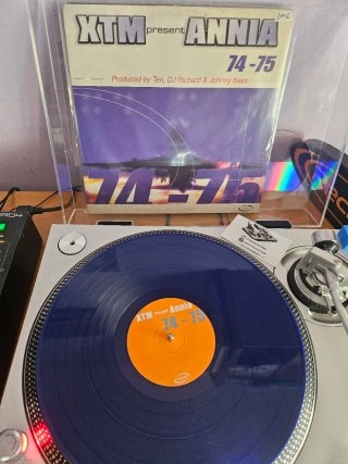 XTM Presents Annia - 74-75 Maxi Vinilo 2001