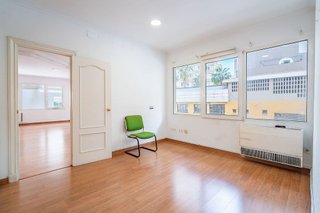 Oficina en alquiler en La Malagueta - La Caleta en Málaga