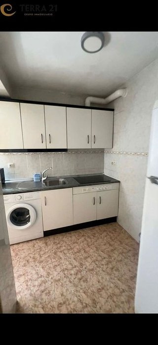 Piso en alquiler en Renfe - Bulevar 1º y 2º Fase en Jaén