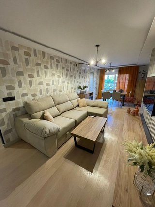 Piso en alquiler en Polígono Cartuja – La Paz en Granada
