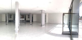 Local comercial en venta en Passeig Maragall - Zona Estació en Gavà