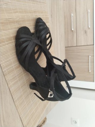 Zapatos de baile latinos negros